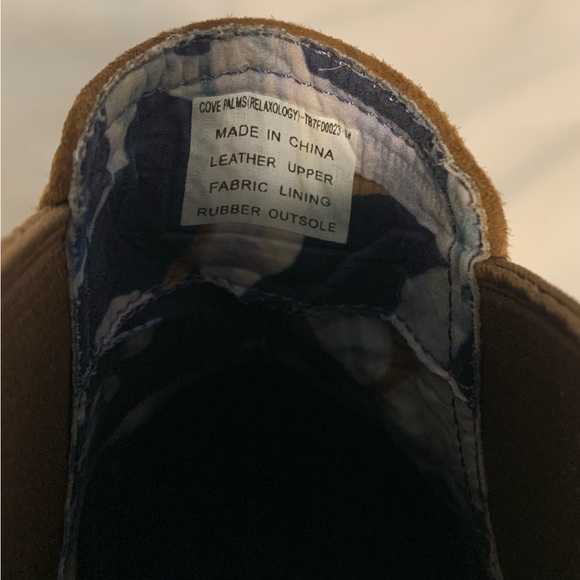 Tommy Bahama Relaxology Ankle Boot - Picture 6 of 6